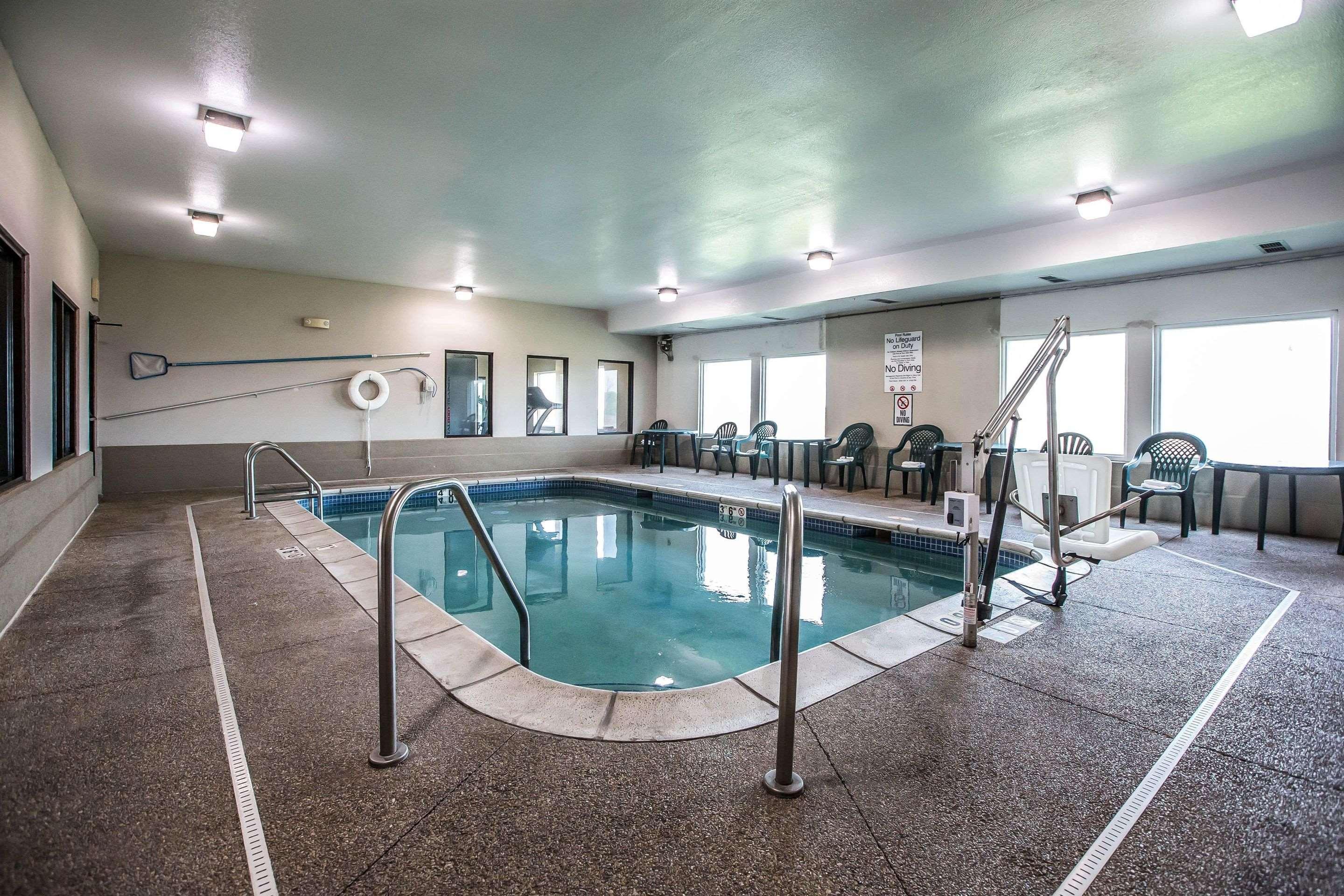 Quality Inn & Suites Mendota Near I-39 Exteriör bild